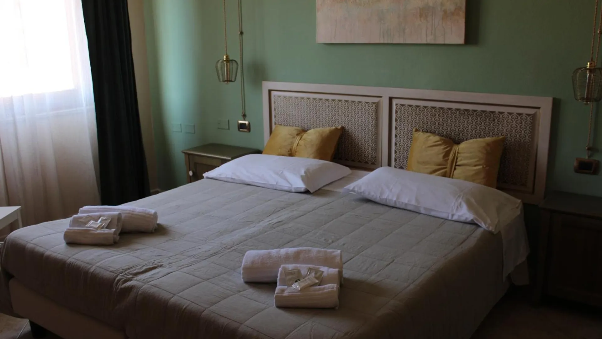 Hotel Monte Sirai Carbonia 0*,  Italien
